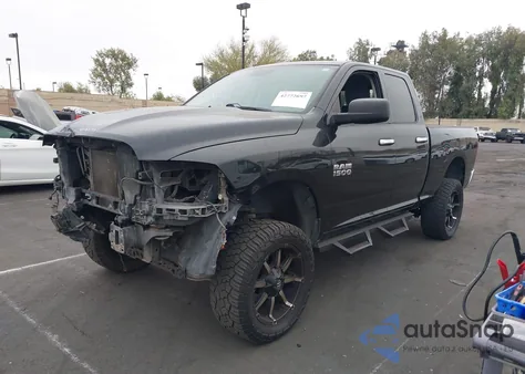 2018 Ram 1500 Slt 4X4 6'4 Box z USA, uszkodzony, nr VIN 1C6RR7GG1JS319610